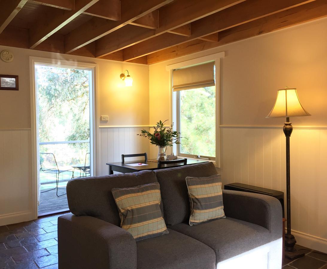 Brigadoon Cottages Haunted Hills 외부 사진